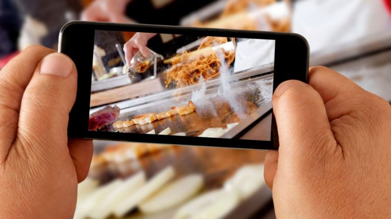 &Tau;&iota; &epsilon;ί&nu;&alpha;&iota; &tau;&omicron; Facebook Wi-Fi &kappa;&alpha;&iota; &pi;ώ&sigmaf; &epsilon;&nu;&iota;&sigma;&chi;ύ&epsilon;&iota; &tau;&eta;&nu; &epsilon;&pi;&iota;&chi;&epsilon;ί&rho;&eta;&sigma;&eta;