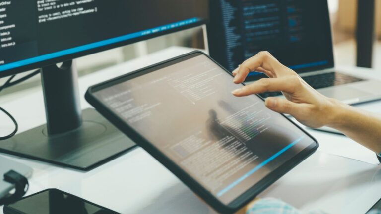 &Kappa;&alpha;&tau;&alpha;&sigma;&kappa;&epsilon;&upsilon;ή &iota;&sigma;&tau;&omicron;&sigma;&epsilon;&lambda;ί&delta;&alpha;&sigmaf;: 3 &lambda;ά&theta;&eta; &pi;&omicron;&upsilon; &pi;&rho;έ&pi;&epsilon;&iota; &nu;&alpha; &alpha;&pi;&omicron;&phi;ύ&gamma;&epsilon;&tau;&epsilon;