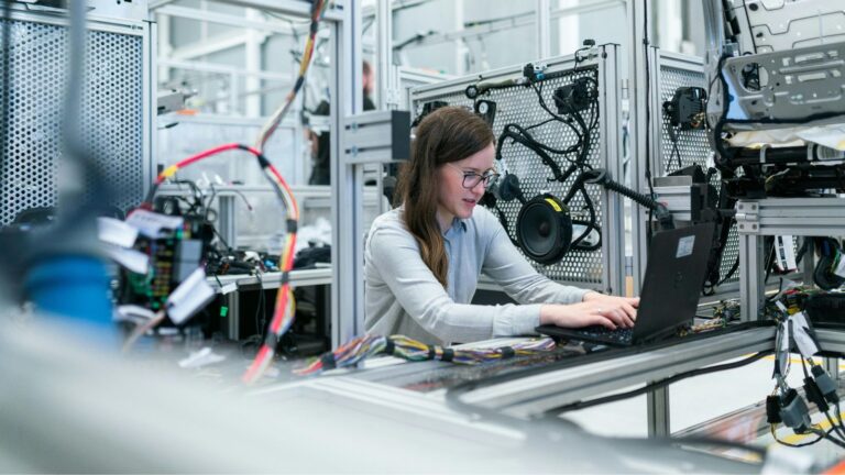 &Beta;2&Beta; Marketing &tau;&iota; &epsilon;ί&nu;&alpha;&iota; &kappa;&alpha;&iota; &pi;&omicron;&iota;&alpha; &tau;&alpha; &mu;&upsilon;&sigma;&tau;&iota;&kappa;ά &tau;&omicron;&upsilon;;